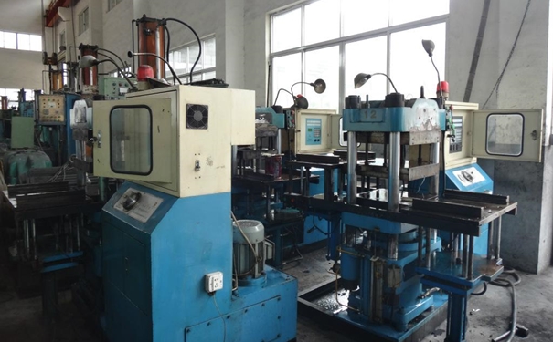 德國(guó)舊設(shè)備進(jìn)口報(bào)關(guān) 德國(guó)舊設(shè)備進(jìn)口報(bào)關(guān)核心注意點(diǎn).jpg