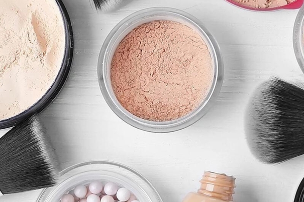 1646989983956786.jpg 化妝品原料進(jìn)口上海報關(guān)_副本.jpg